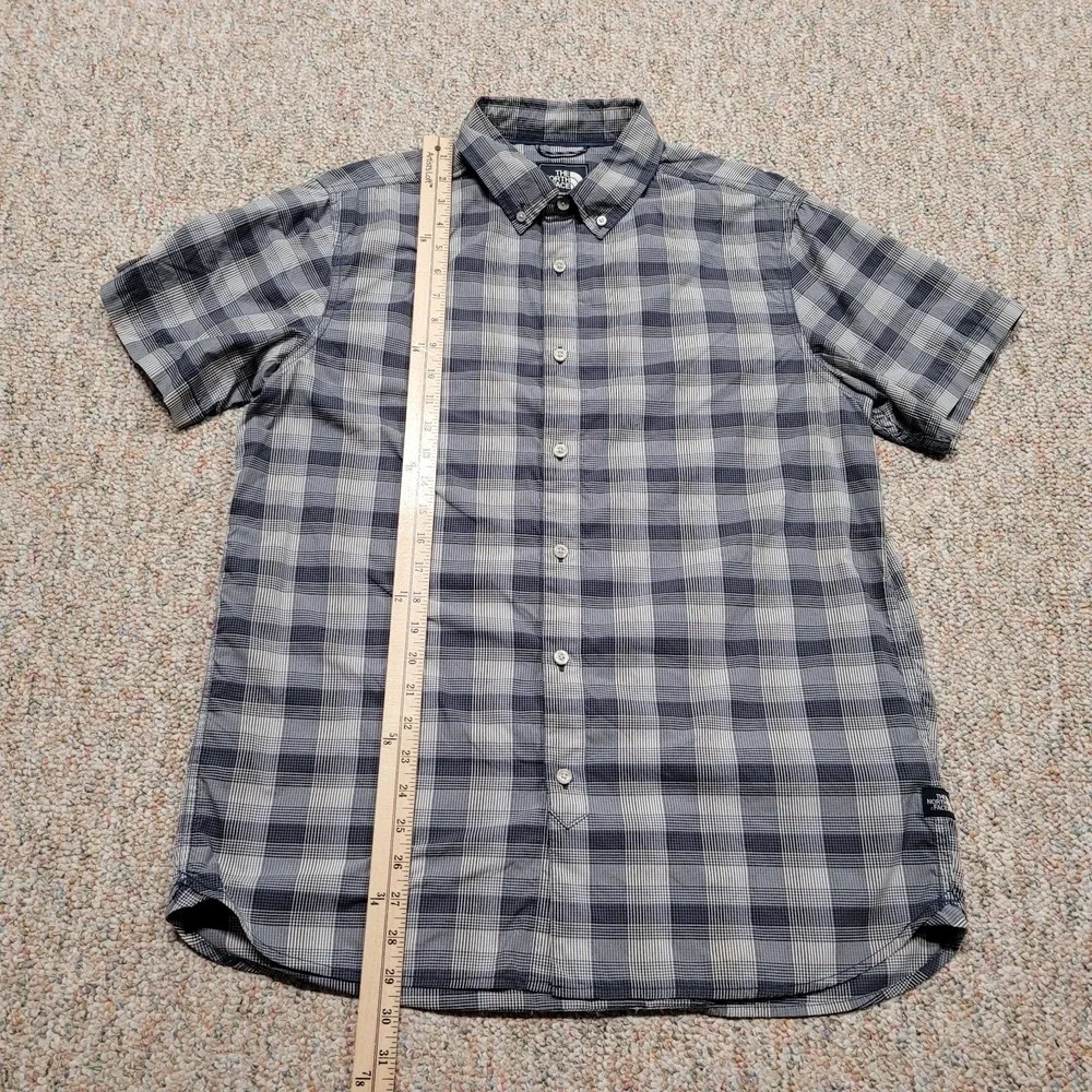 The North Face Shirt Mens Large Grey Plaid Button Down Long Sleeve Campin Hiking
